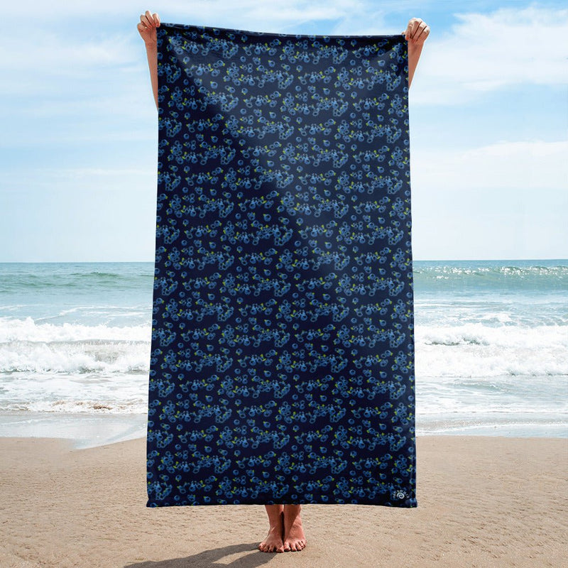 Blueberries Towel - ninanush